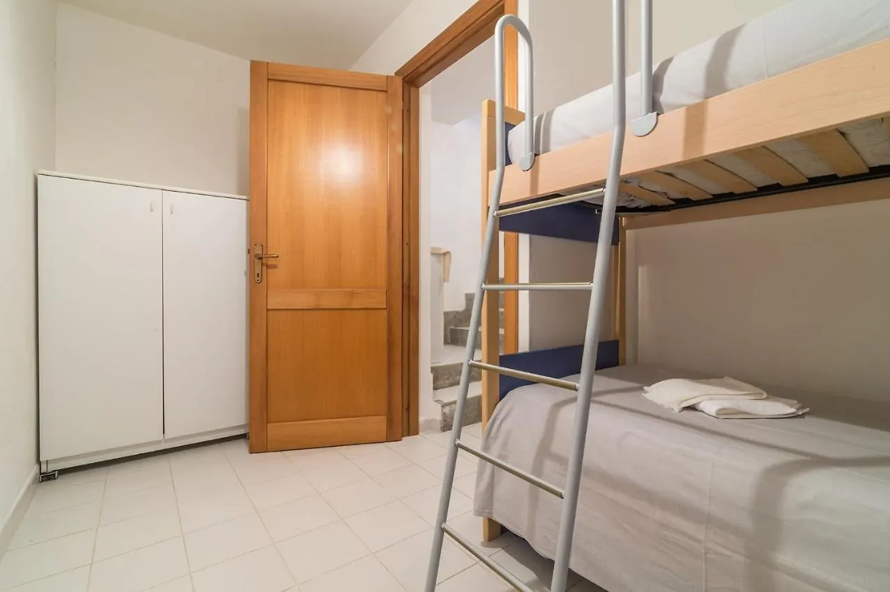 Holiday Home In Stintino/Sardinien 31430
